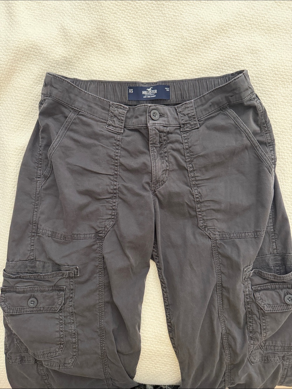 Hollister Men's Charcoal Cargo Pants - Utility Pocket Detail